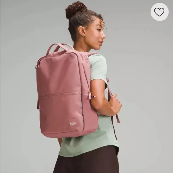 🎒NWT Lululemon Double Zip Backpack. 22L. Sold out color  spiced chai! - Picture 2 of 12